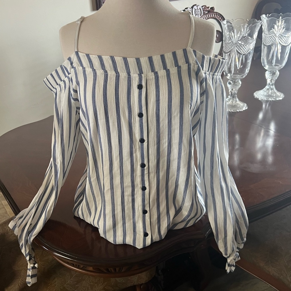 Off shoulder blouse